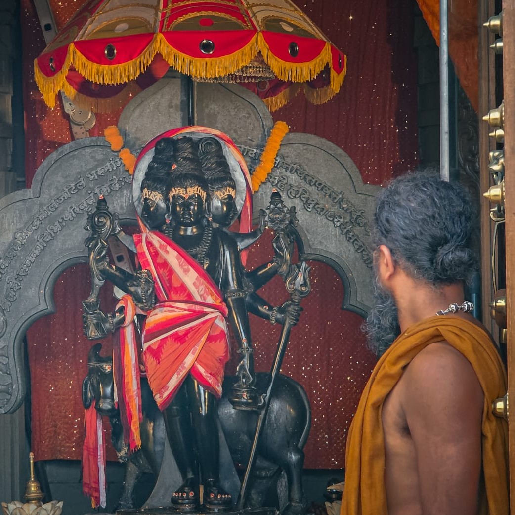 Darshan at Shri Kshetra Dattadham